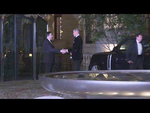 Video: Prince William arrives at charity gala dinner