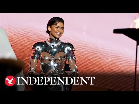 Video: Zendaya stuns in vintage Mugler cyborg suit at Dune sequel London premiere
