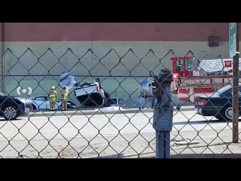 Video: 1 killed, 6 injured in rollover crash on 10 Freeway near USC
