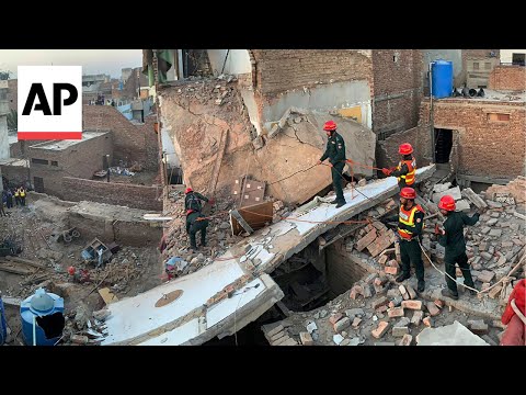 Video: Building collapses in central Pakistan, killing nine people and injuring two others