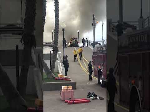 Video: Massive fire burns at Oceanside Pier in California | REUTERS