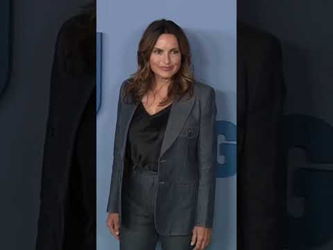Video: Mariska Hargitay was reportedly mistaken for a real cop in her #lawandordersvu costume by a child.