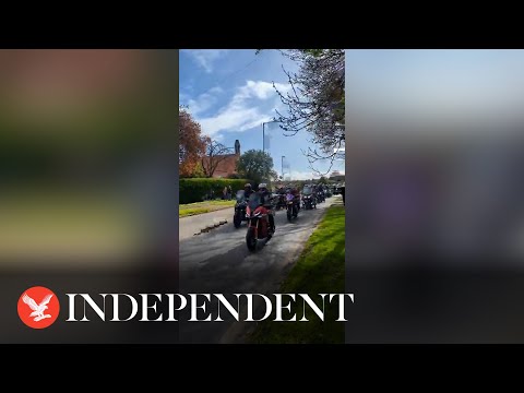 Video: Thousands join memorial ride for Hairy Bikers star Dave Myers