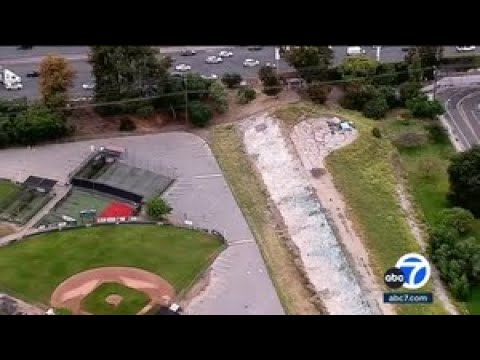 Video: Homeless encampment near Encino Little League baseball fields sparks concern