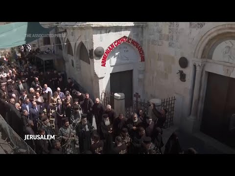 Video: Orthodox Christian pilgrims mark Good Friday in the Old City of Jerusalem