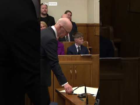 Video: Swinney sworn in as Scotland first minister