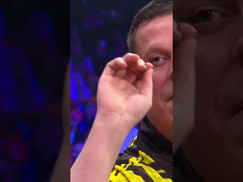 Video:  🎯 MASSIVE 160 Check-out from Dave Chisnell #WorldSeriesDarts #Darts