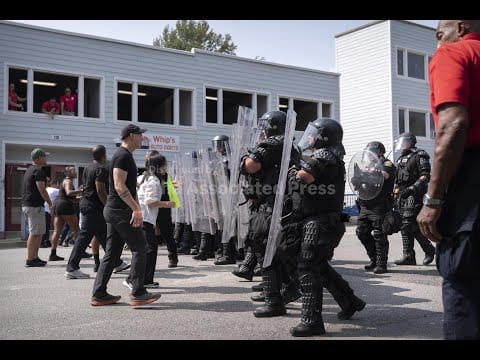 Video: 600 officers train for riots as threats to lawmakers climb toward record high