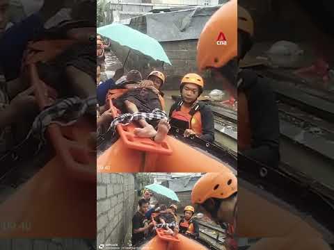 Video: Floods in Bali kill 6, submerge cars and bring down buildings