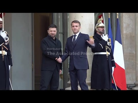 Video: Zelenskyy arrives at Elysee Palace for talks with Macron on Ukraine peace proposals