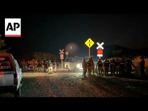 Video: Victims’ families demand answers in deadly Mexico train crash