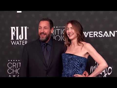 Video: Stars dazzle on the Critics Choice Awards red carpet | REUTERS