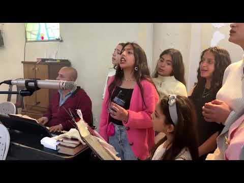 Video: Palestinian Christians celebrate Easter Mass in Gaza City